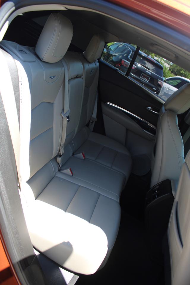 Cadillac XT4 FWD 4dr Luxury 2021