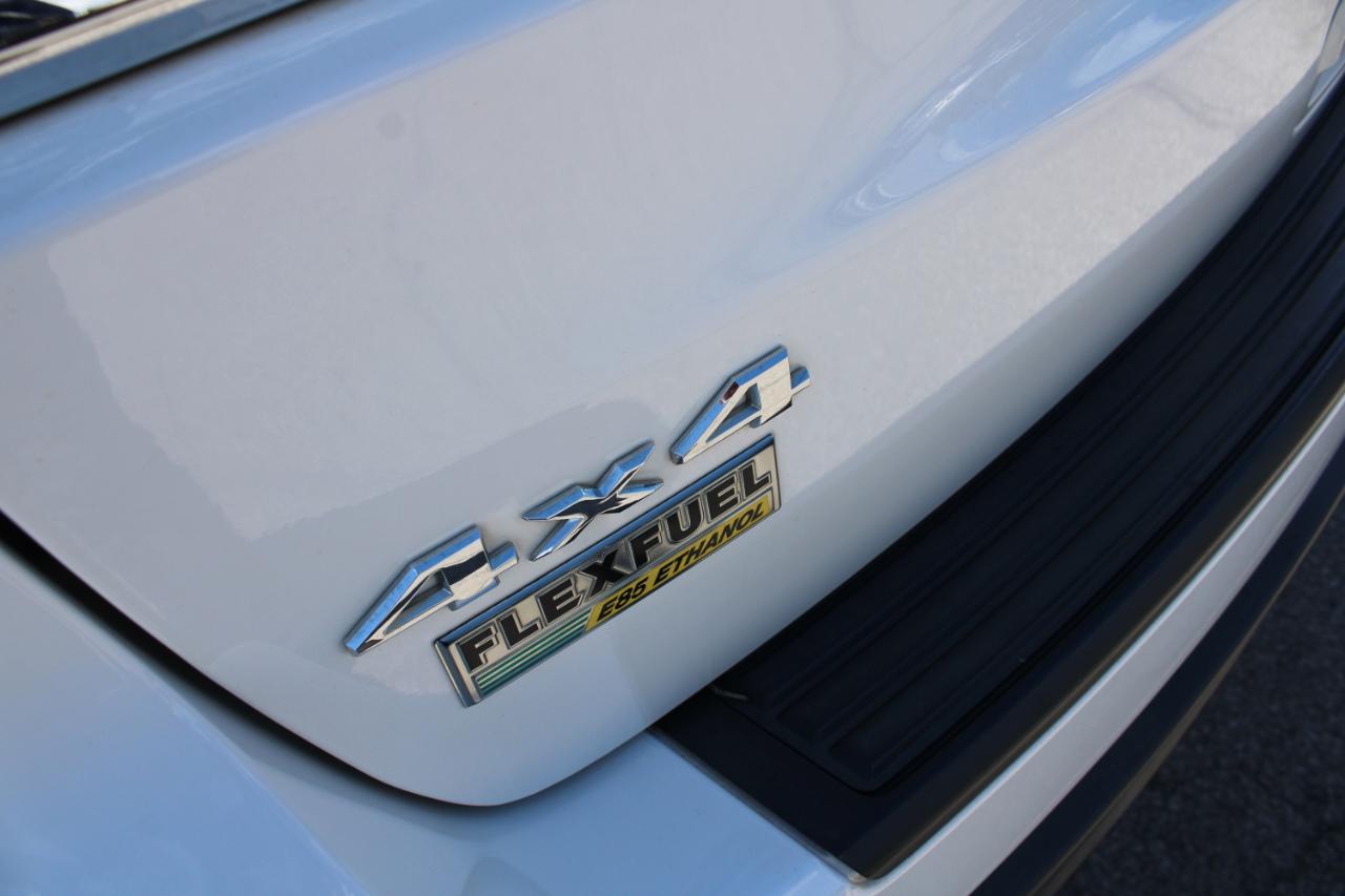 Jeep Grand Cherokee 4WD 4dr Laredo 2015
