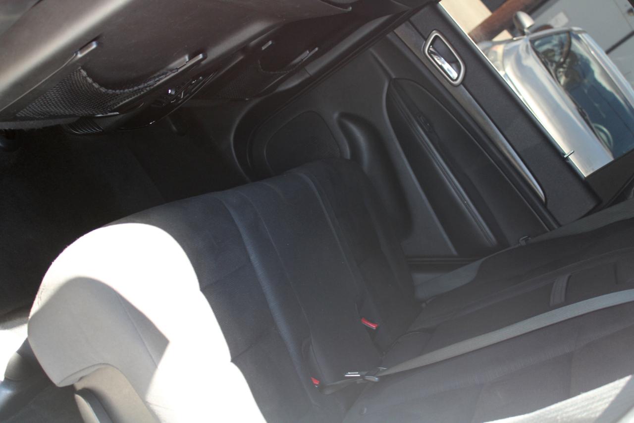 Jeep Grand Cherokee 4WD 4dr Laredo 2015