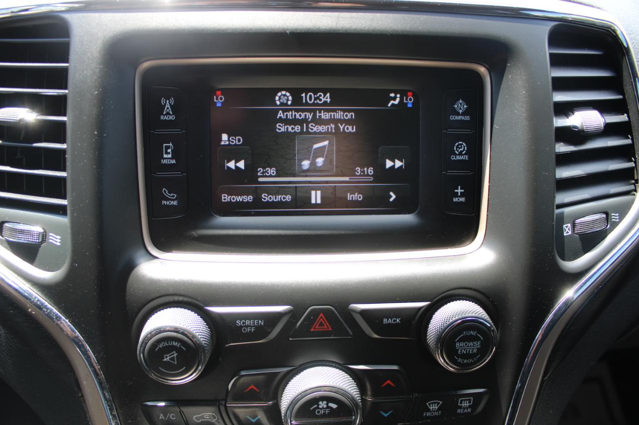 Jeep Grand Cherokee 4WD 4dr Laredo 2015