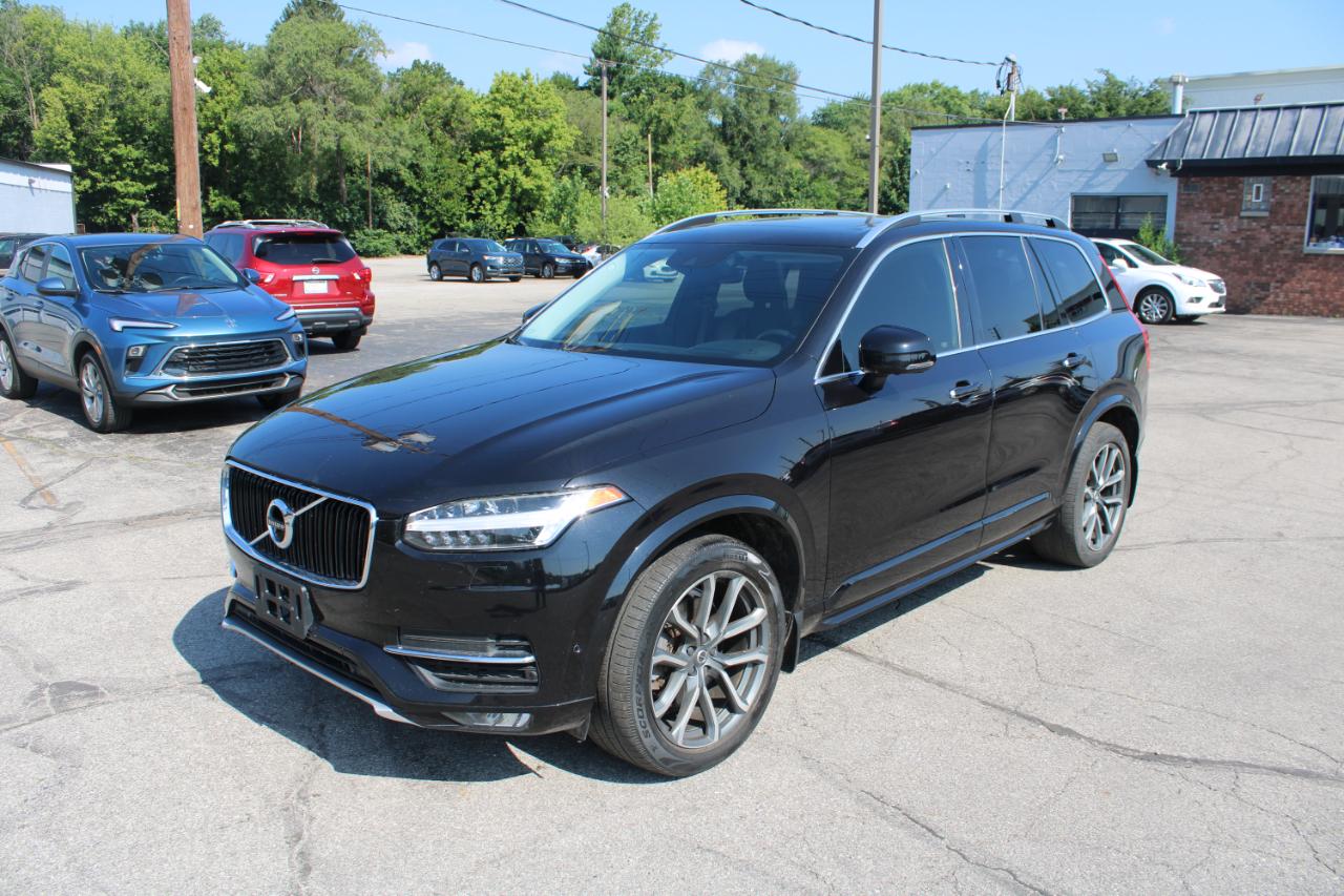 Volvo XC90 T6 AWD 7-Passenger Momentum 2017