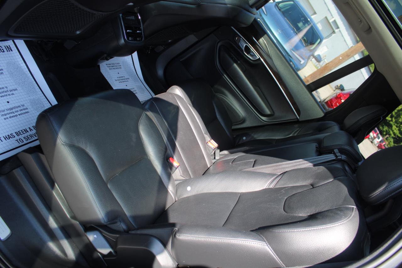 Volvo XC90 T6 AWD 7-Passenger Momentum 2017