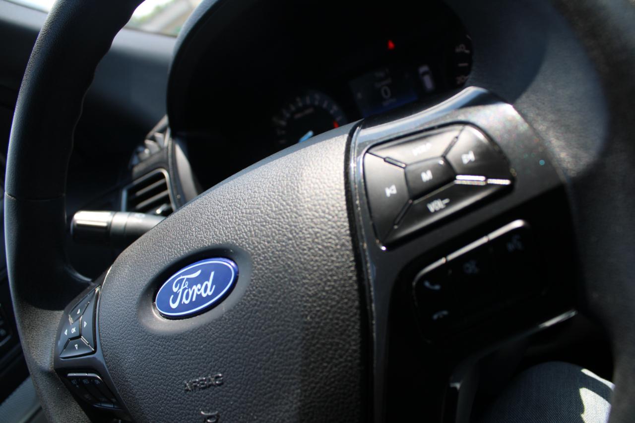 Ford Explorer Base 4WD 2018