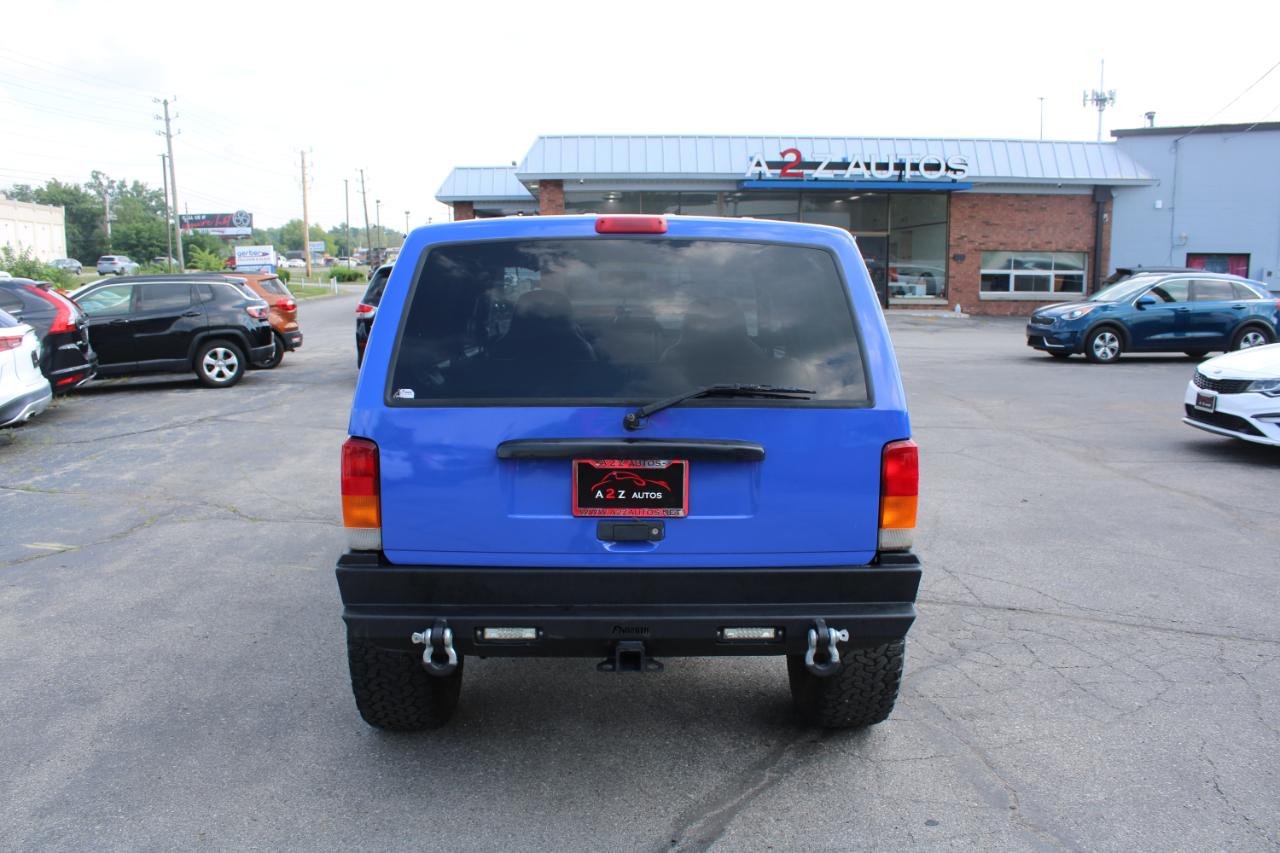 Jeep Cherokee 4dr Sport 4WD 1997