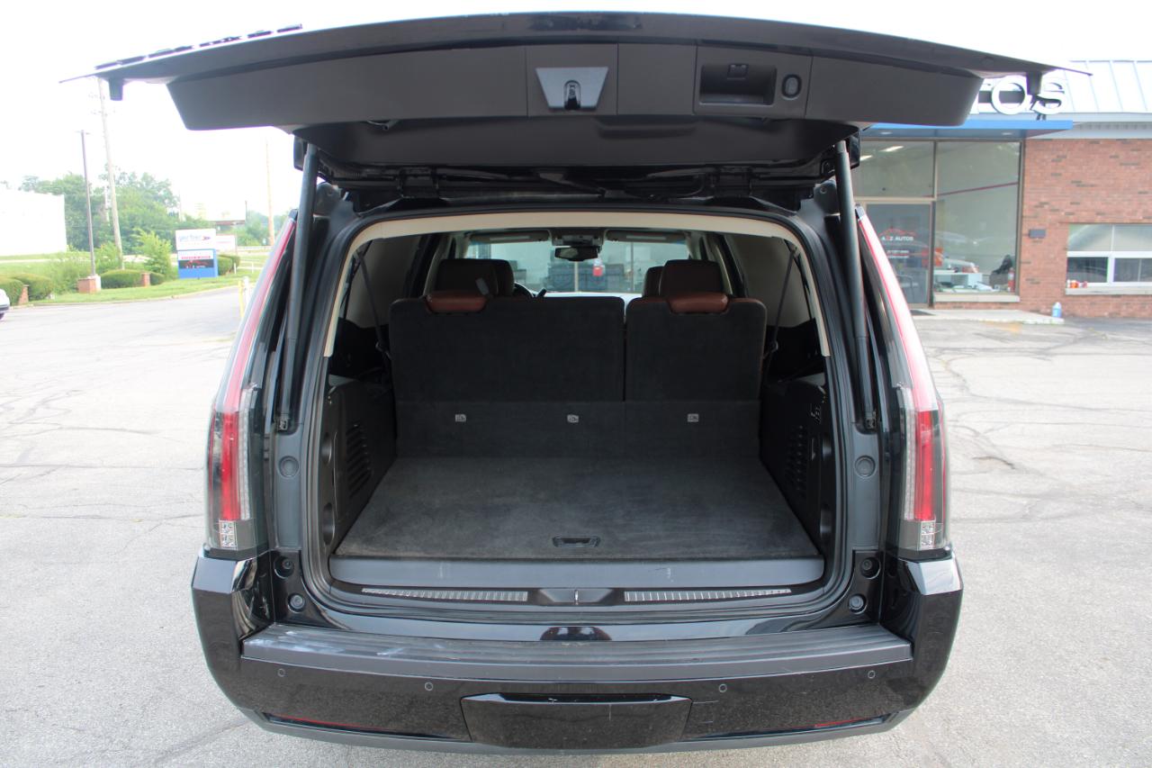 Cadillac Escalade ESV 4WD 4dr Luxury 2015