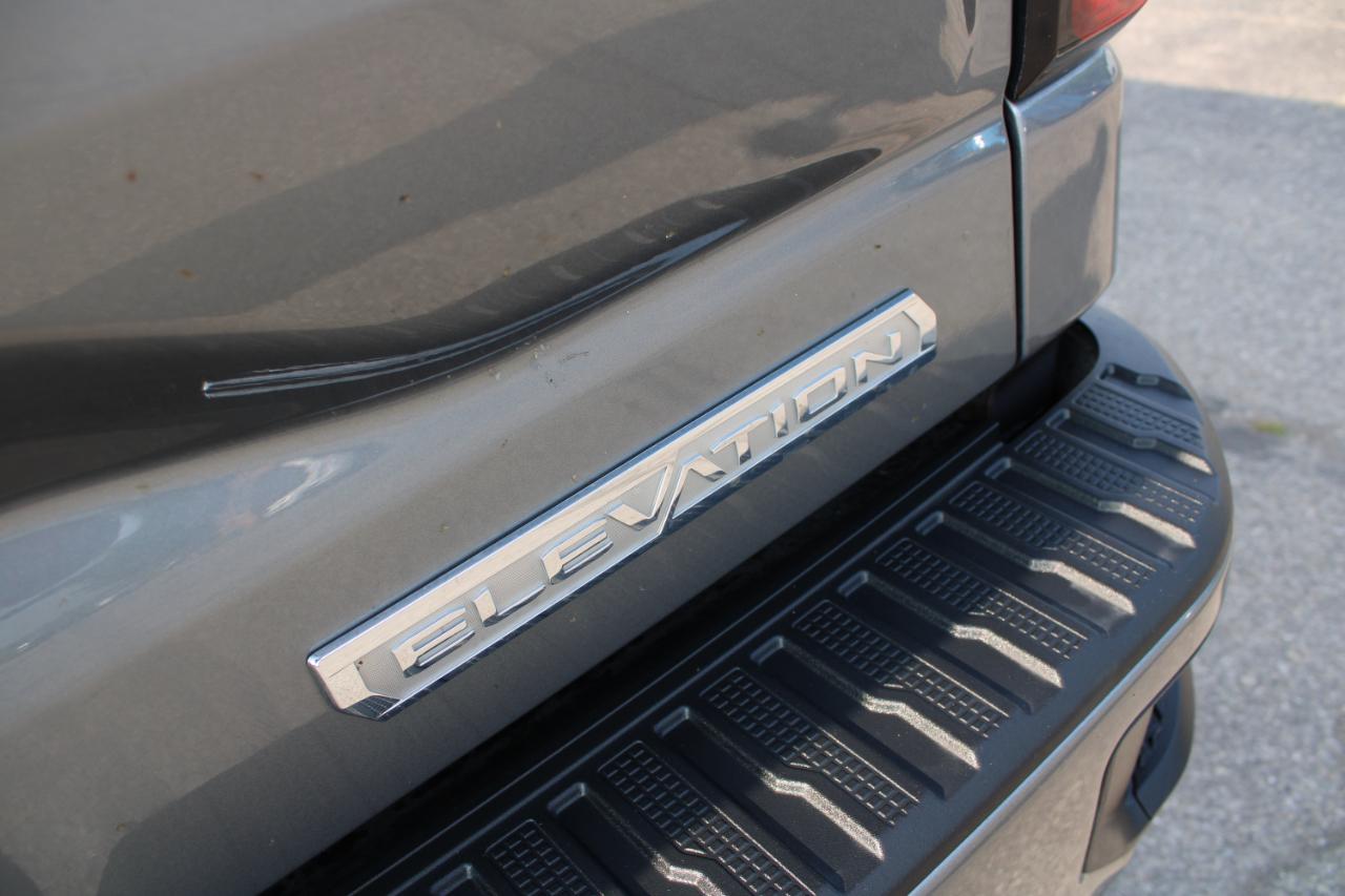GMC Sierra 1500 4WD Crew Cab 147" Elevation 2020