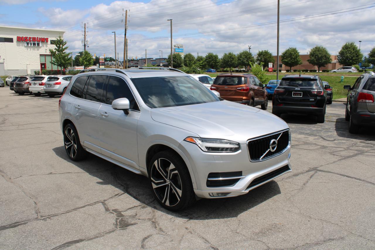 Volvo XC90 T6 AWD 7-Passenger Momentum 2018