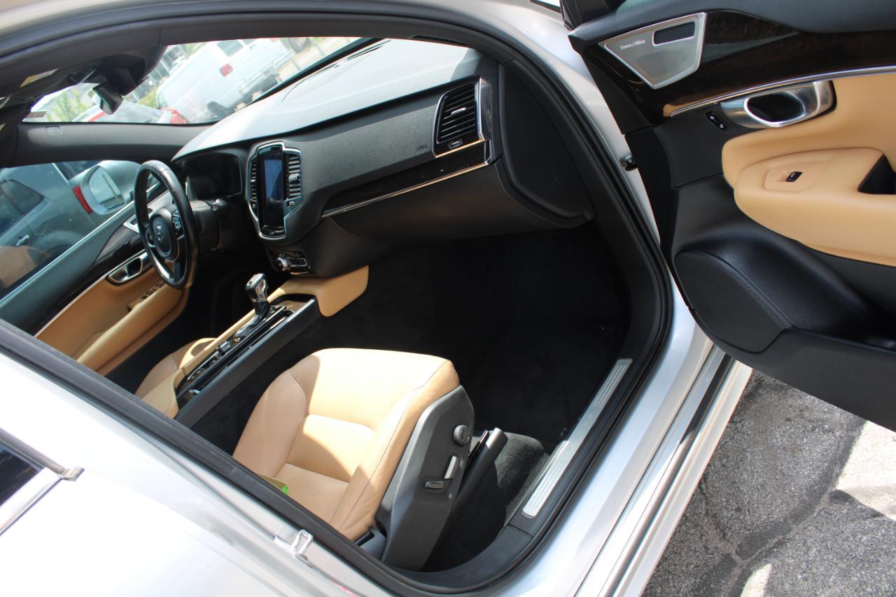 Volvo XC90 T6 AWD 7-Passenger Momentum 2018