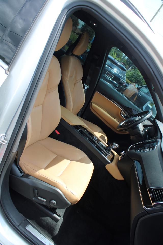 Volvo XC90 T6 AWD 7-Passenger Momentum 2018