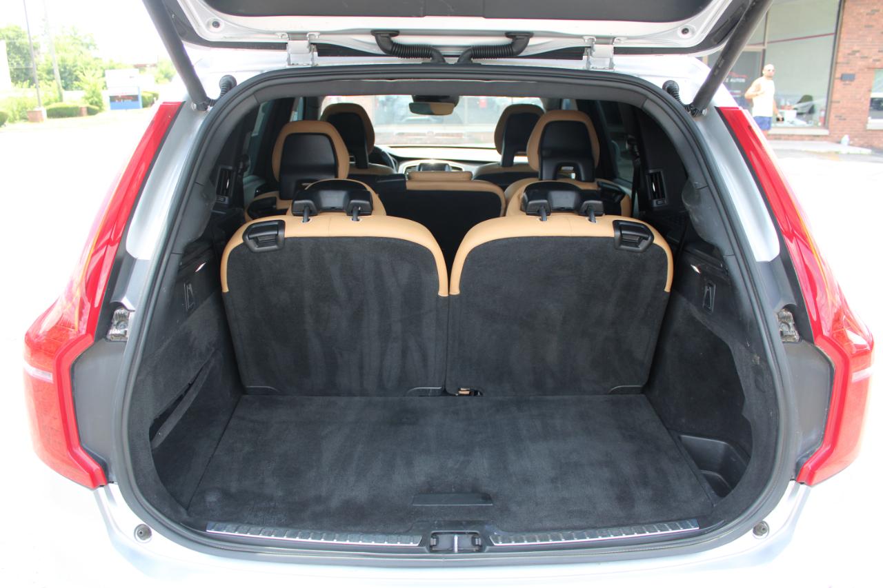 Volvo XC90 T6 AWD 7-Passenger Momentum 2018
