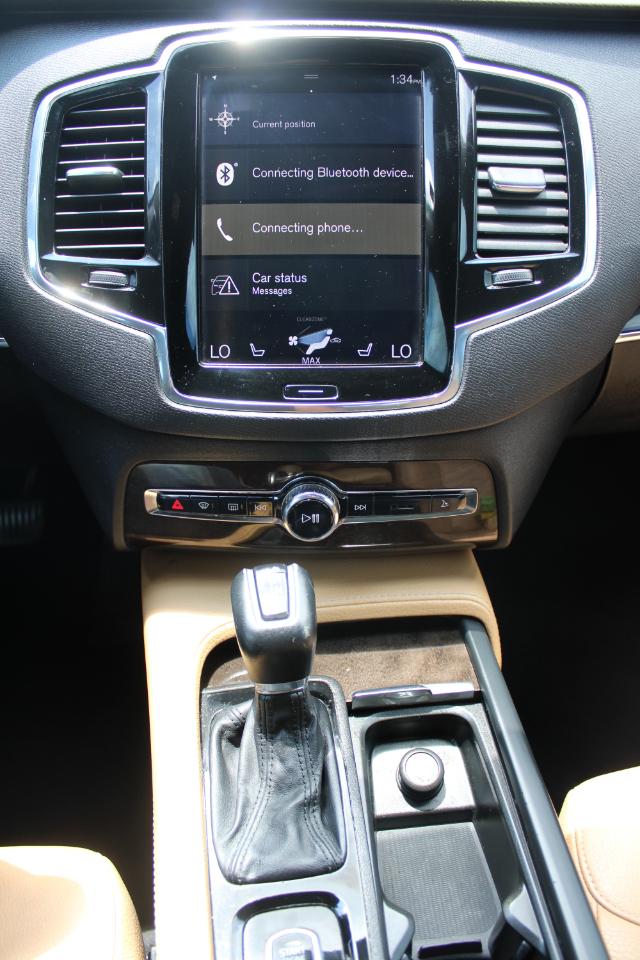 Volvo XC90 T6 AWD 7-Passenger Momentum 2018