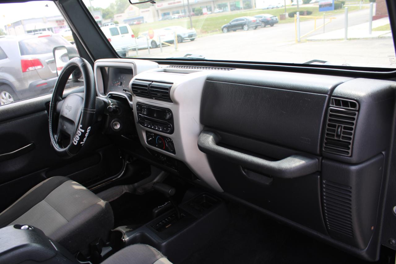 Jeep Wrangler 2dr X 2004