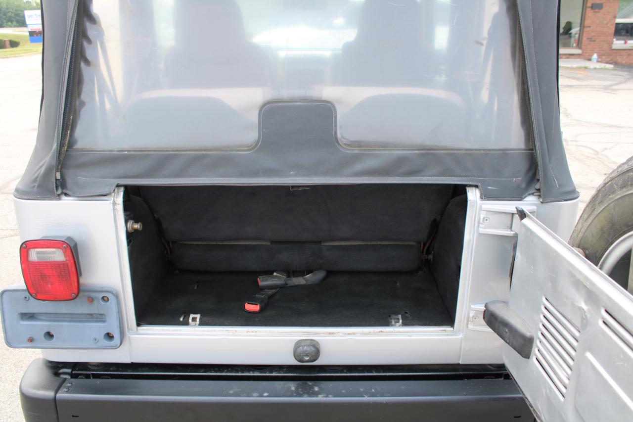 Jeep Wrangler 2dr X 2004