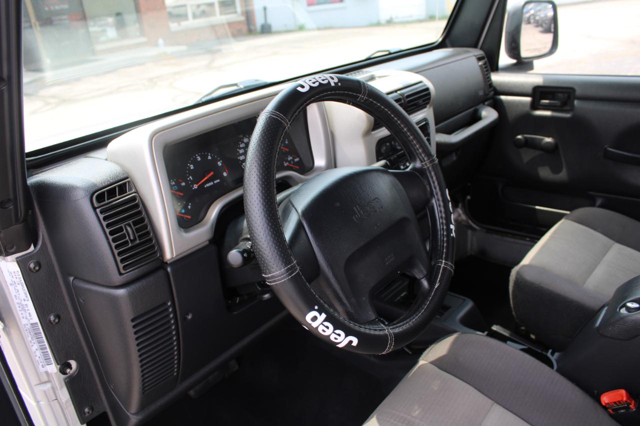 Jeep Wrangler 2dr X 2004