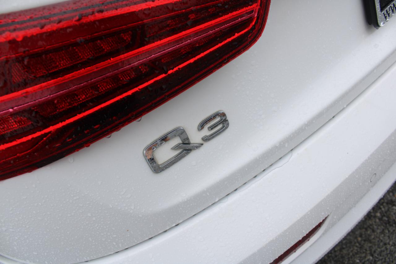 Audi Q3 2.0 TFSI Premium quattro AWD 2017