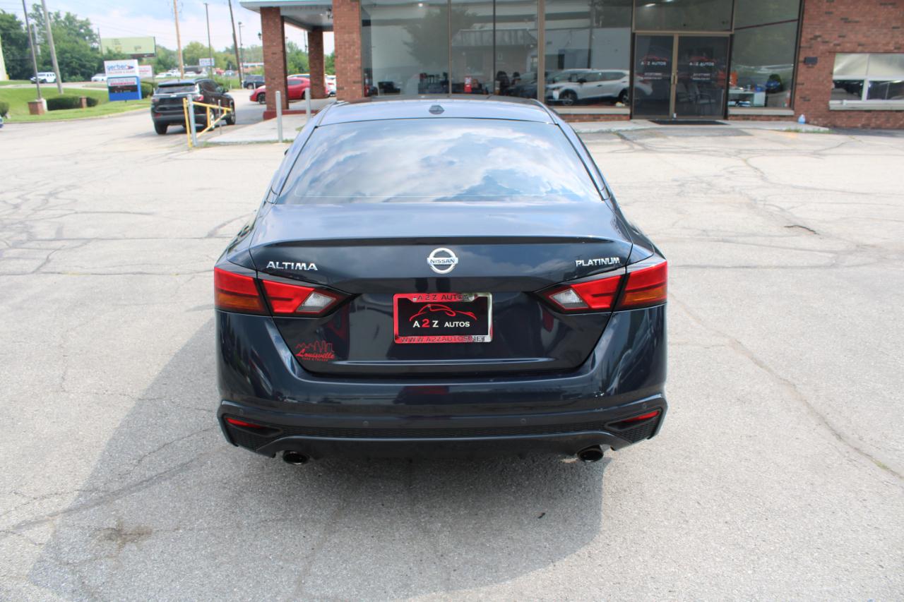 Nissan Altima 2.5 Platinum Sedan 2020
