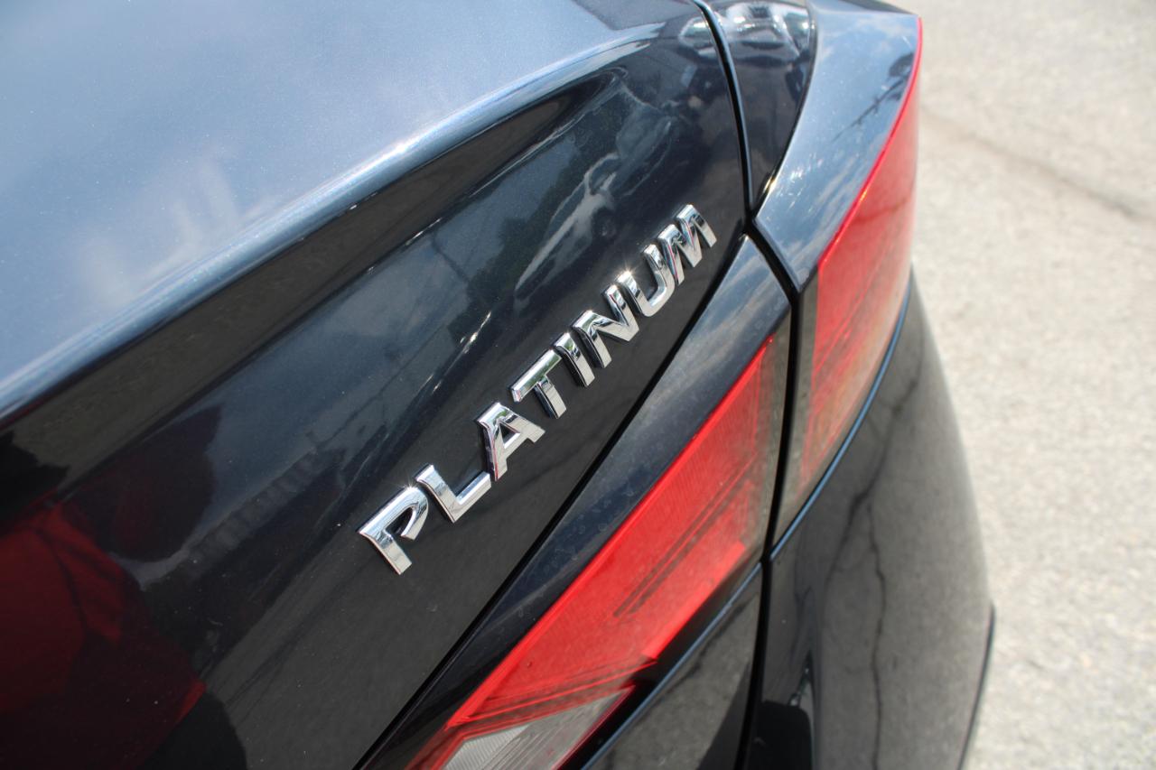 Nissan Altima 2.5 Platinum Sedan 2020