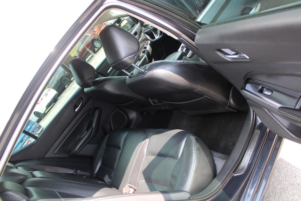 Nissan Altima 2.5 Platinum Sedan 2020