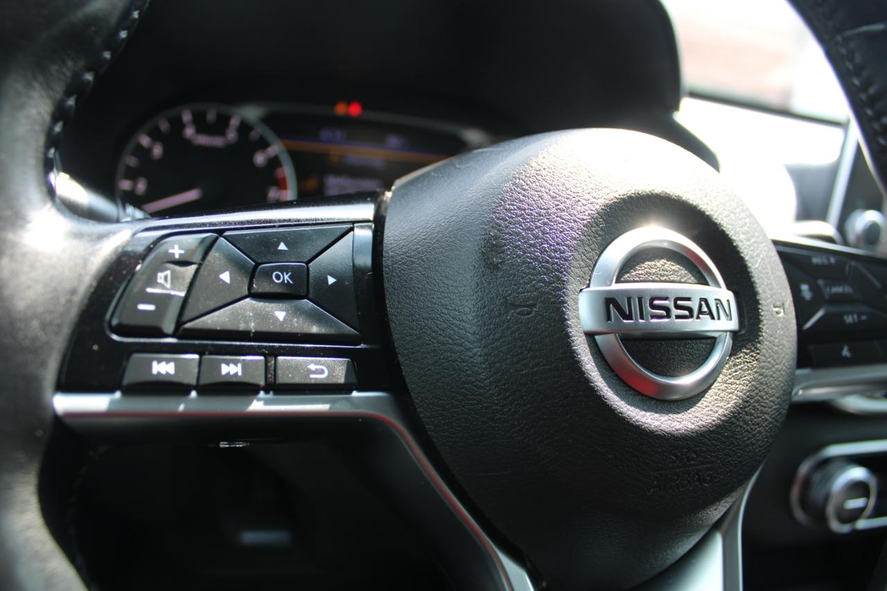 Nissan Altima 2.5 Platinum Sedan 2020