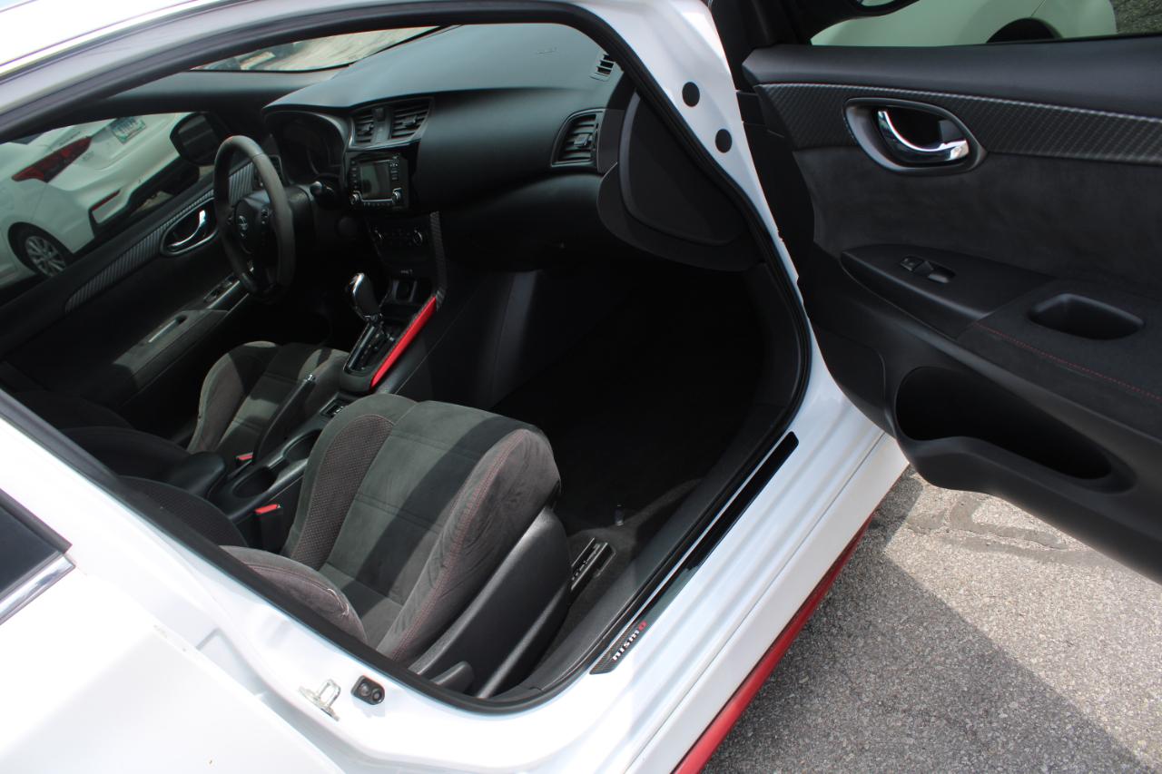 Nissan Sentra NISMO CVT 2017