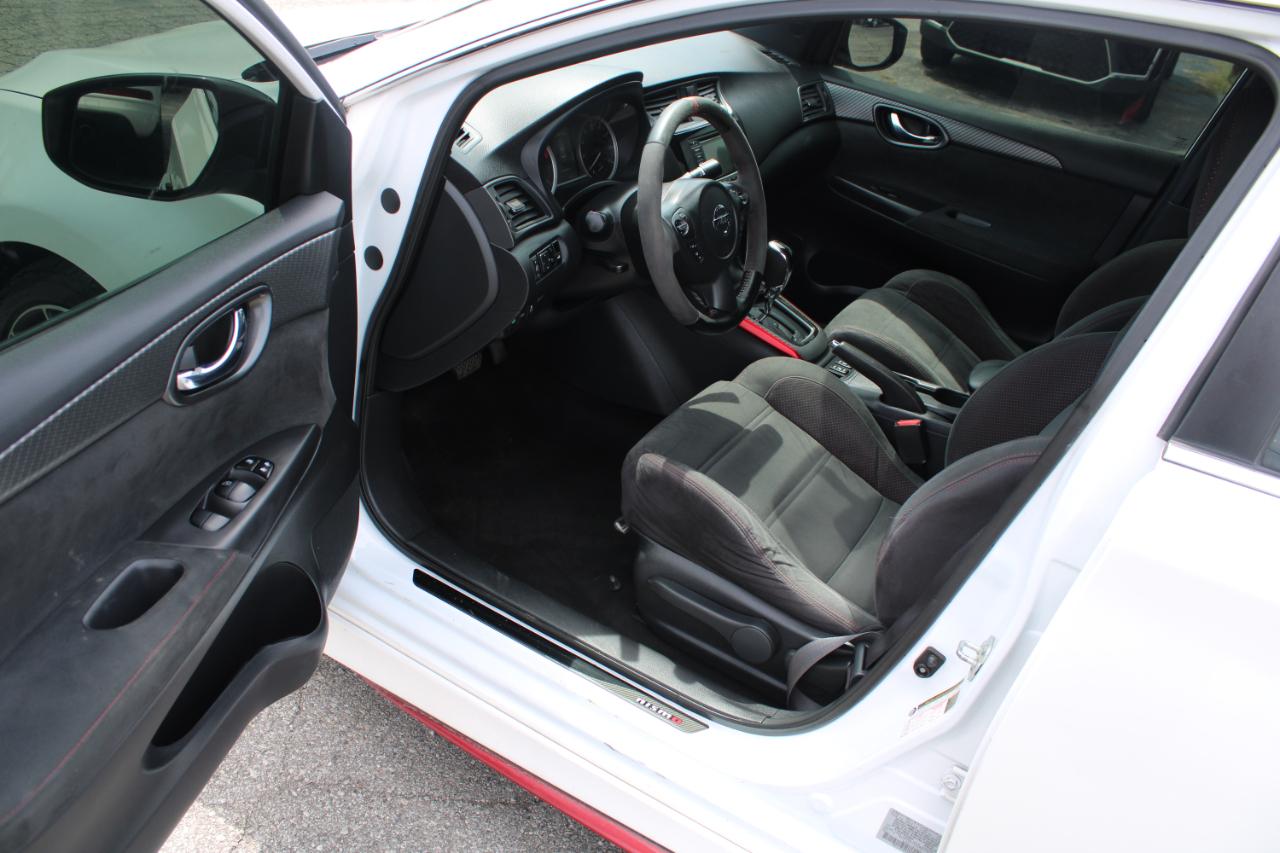 Nissan Sentra NISMO CVT 2017