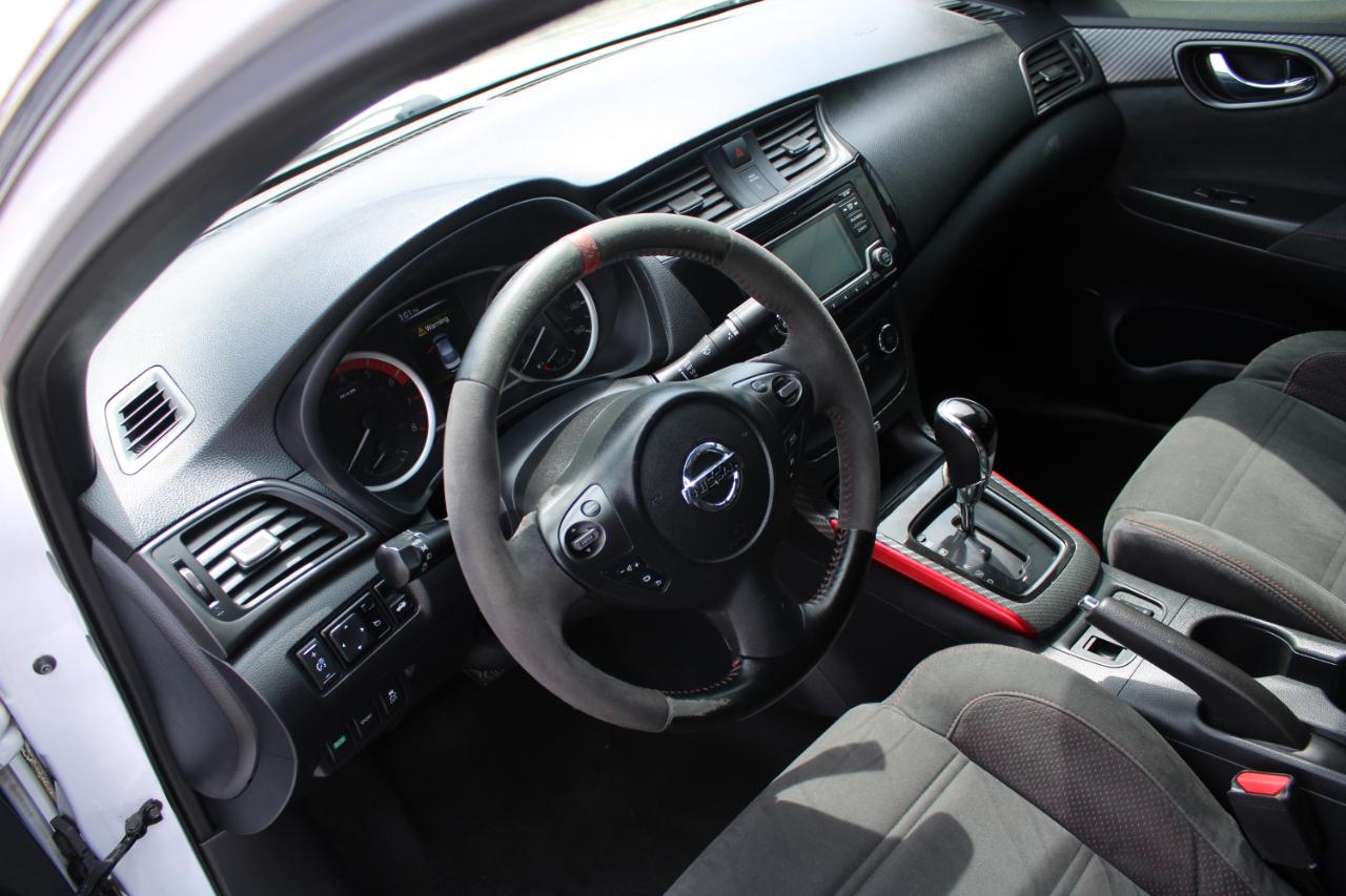 Nissan Sentra NISMO CVT 2017