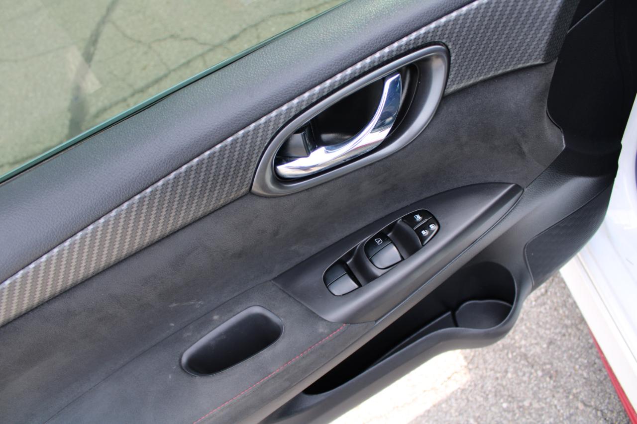 Nissan Sentra NISMO CVT 2017