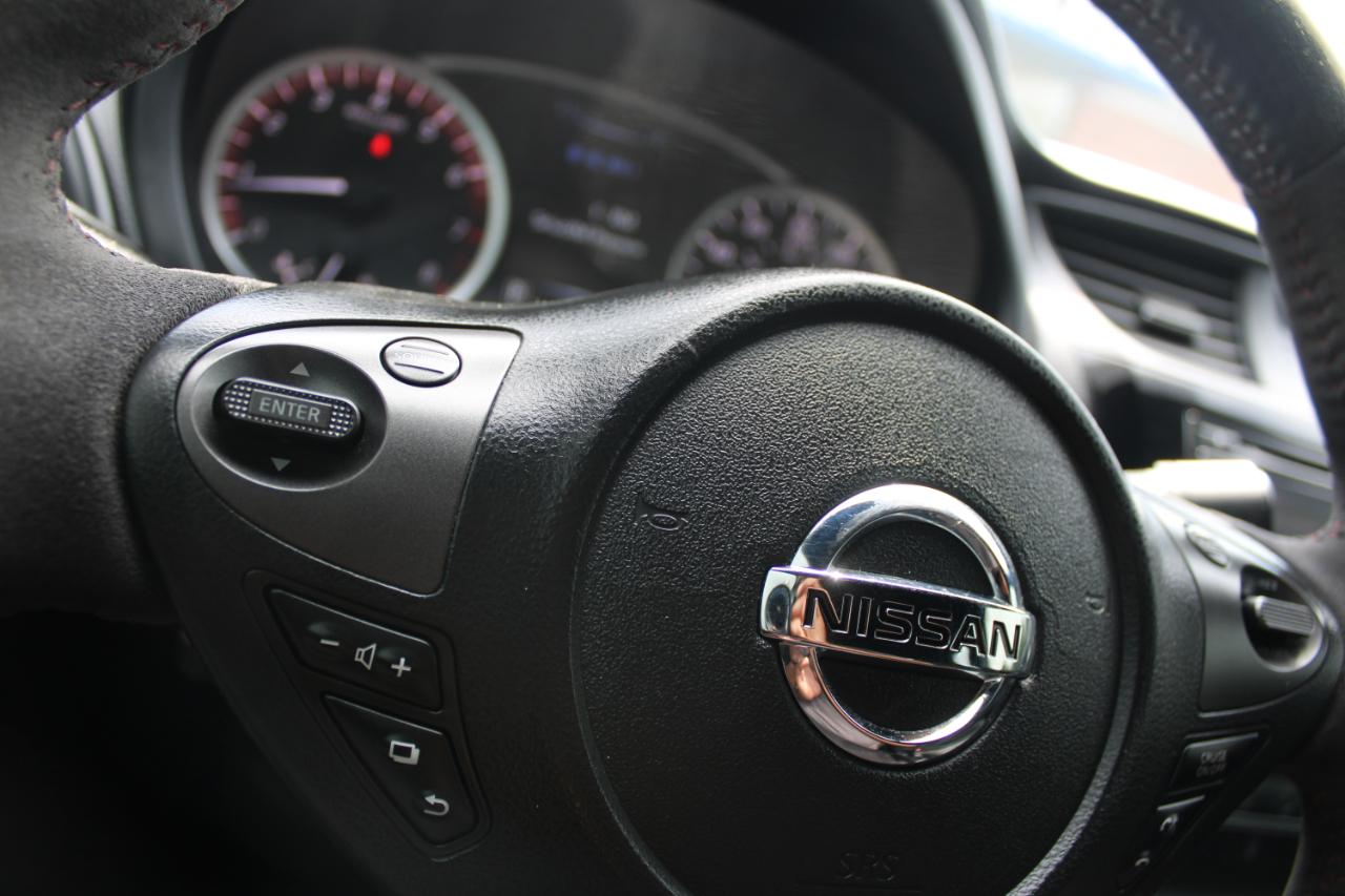 Nissan Sentra NISMO CVT 2017