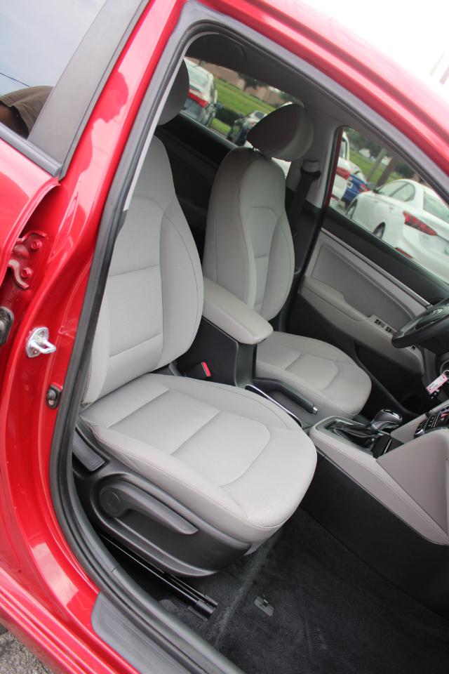 Hyundai Elantra SE 2.0L Auto PZEV (Ulsan) *Ltd Avail* 2017