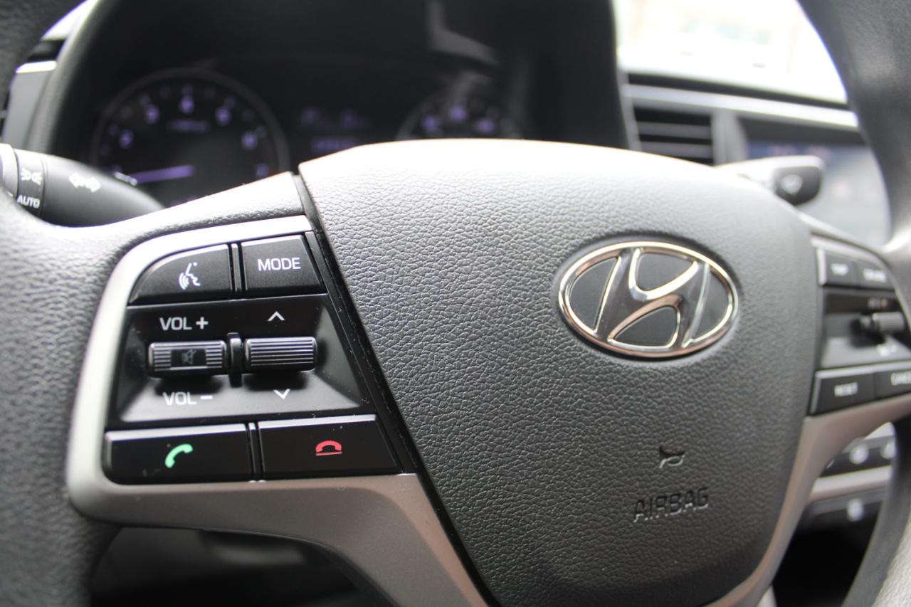 Hyundai Elantra SE 2.0L Auto PZEV (Ulsan) *Ltd Avail* 2017
