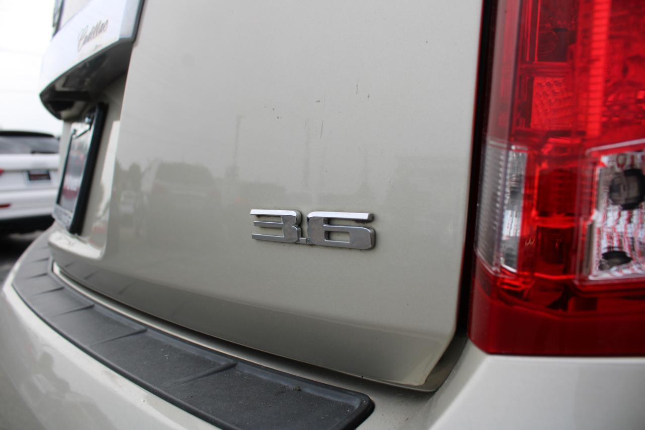 Cadillac SRX FWD 4dr Luxury Collection 2015