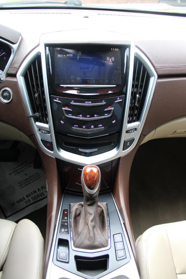 Cadillac SRX FWD 4dr Luxury Collection 2015