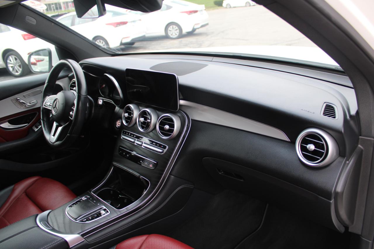 Mercedes-Benz GLC GLC 300 4MATIC SUV 2021
