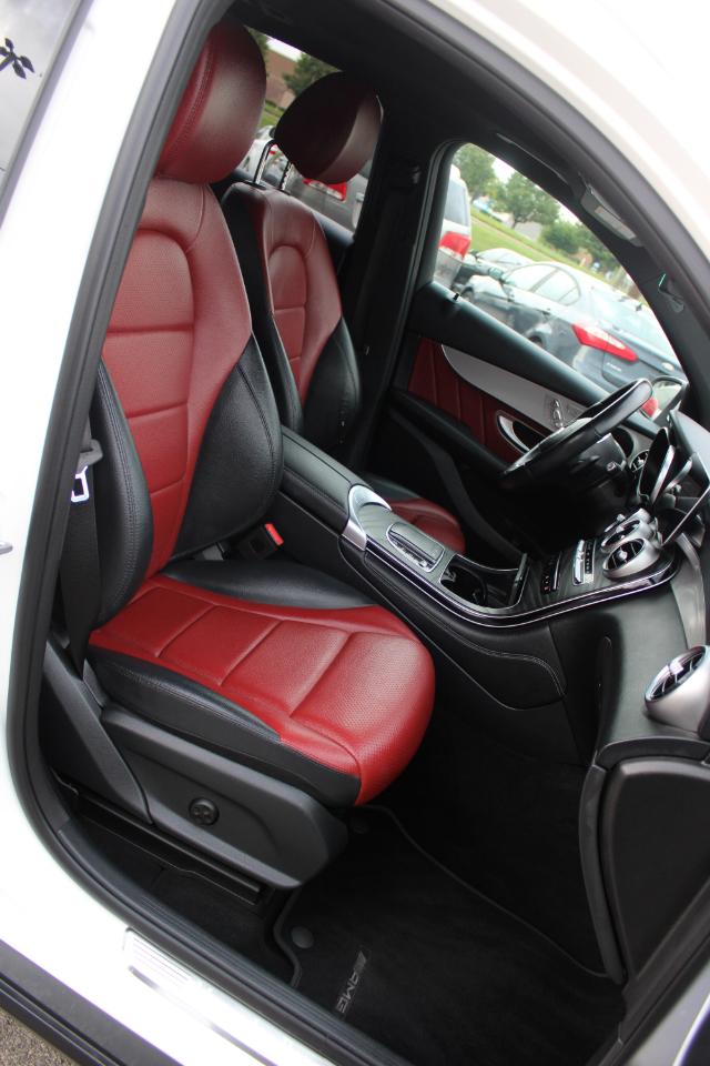 Mercedes-Benz GLC GLC 300 4MATIC SUV 2021