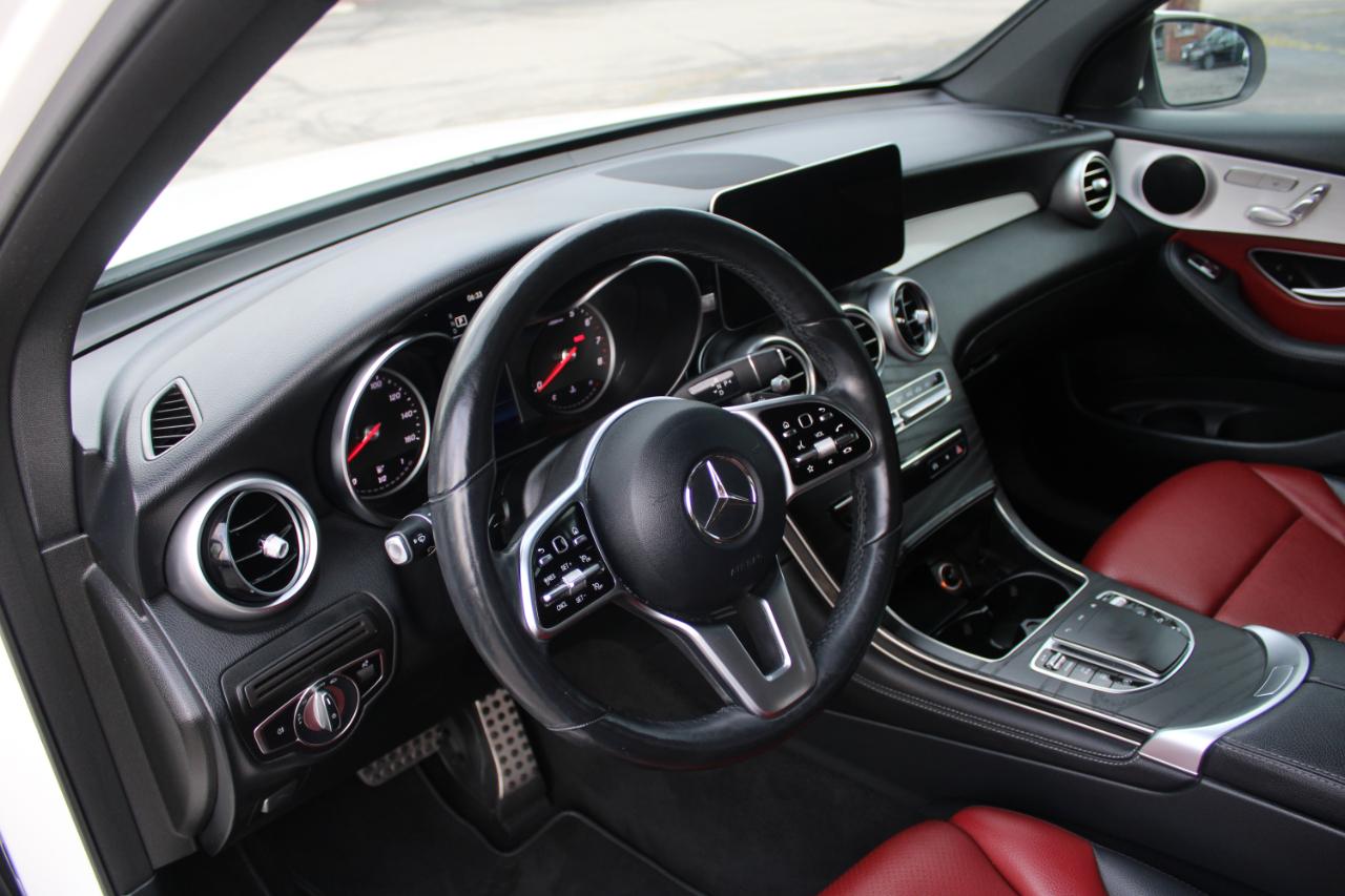Mercedes-Benz GLC GLC 300 4MATIC SUV 2021