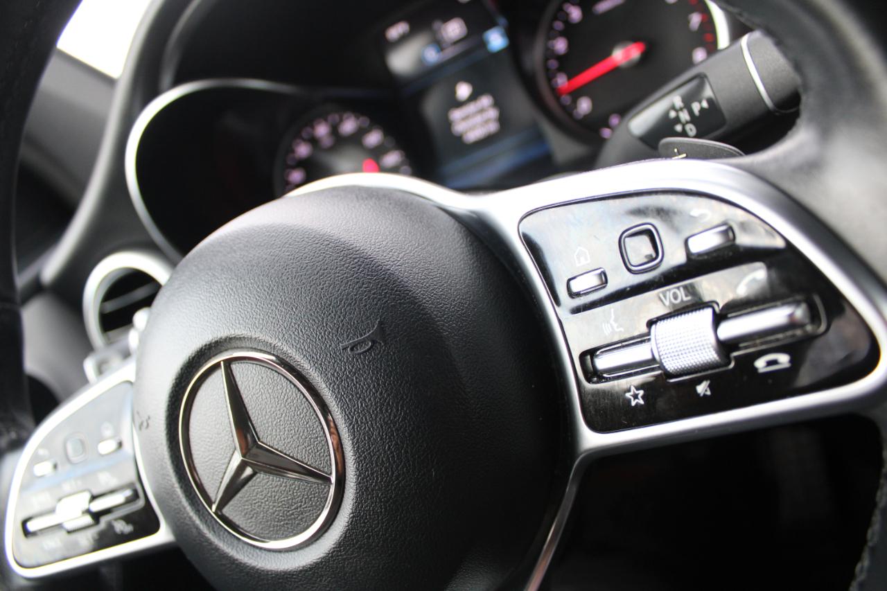 Mercedes-Benz GLC GLC 300 4MATIC SUV 2021