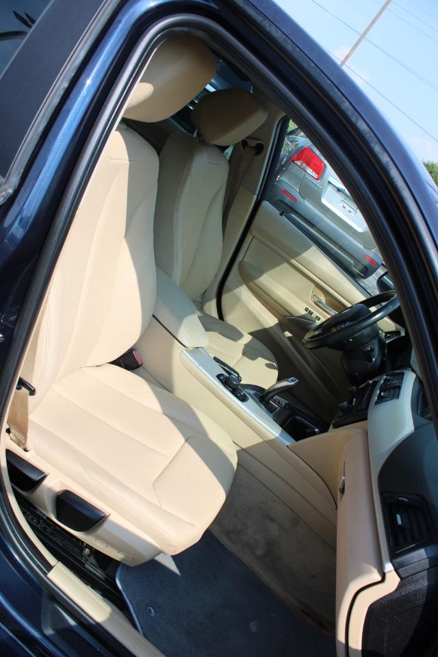 BMW 3 Series 4dr Sdn 320i RWD South Africa 2015