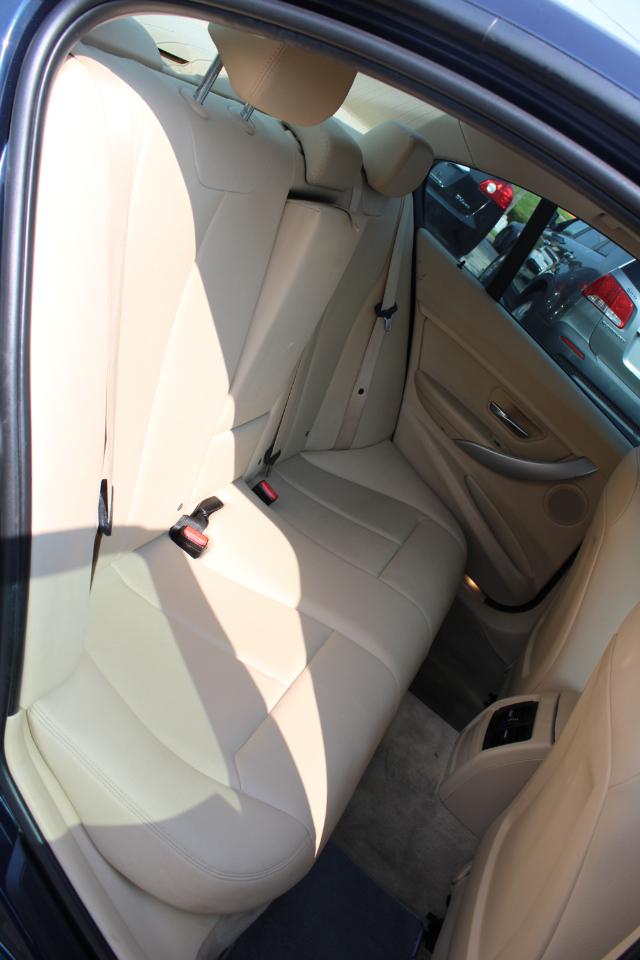 BMW 3 Series 4dr Sdn 320i RWD South Africa 2015