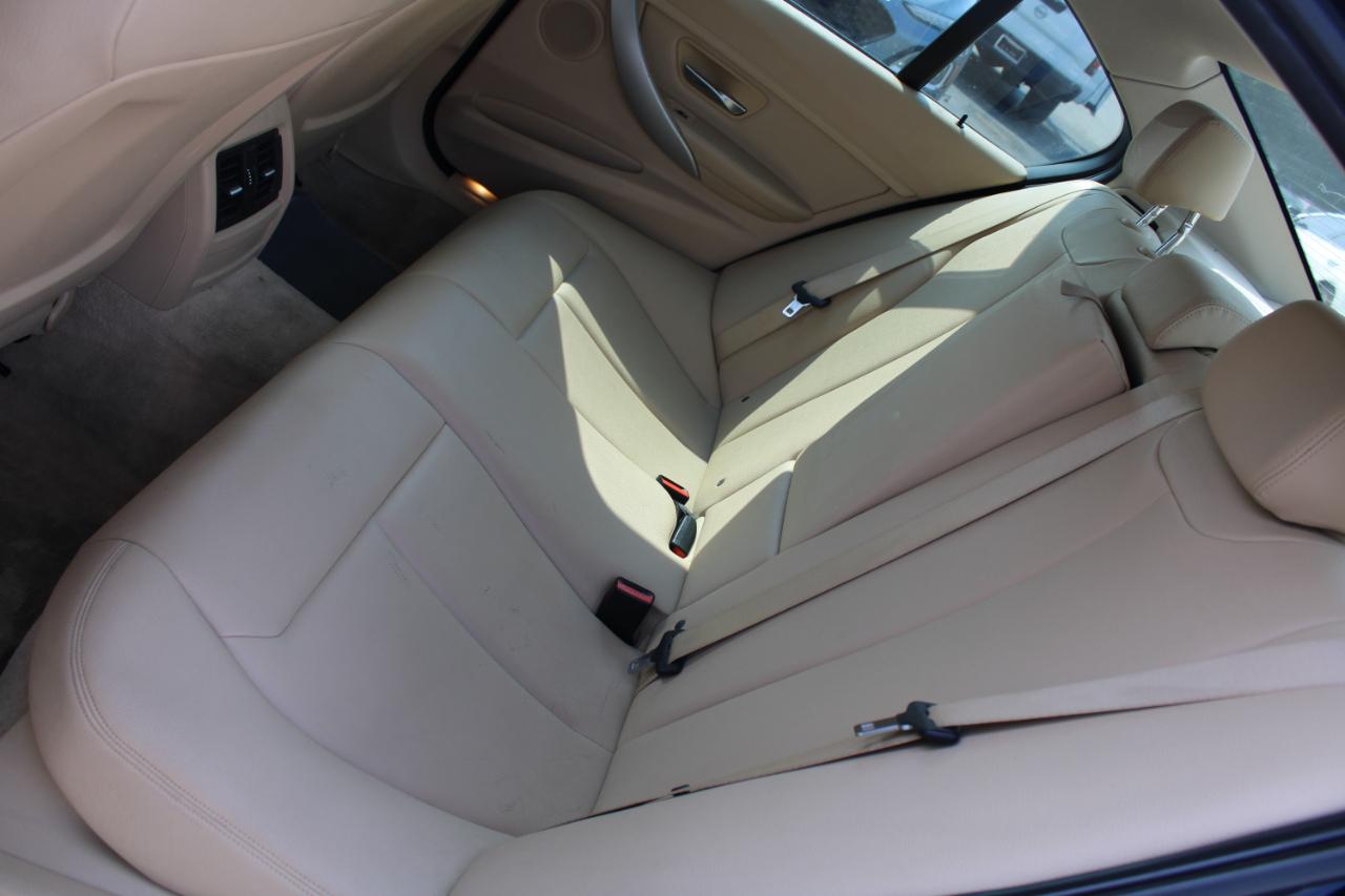 BMW 3 Series 4dr Sdn 320i RWD South Africa 2015
