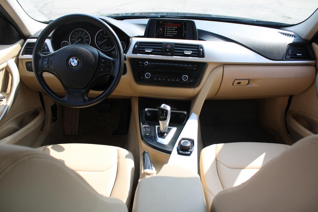 BMW 3 Series 4dr Sdn 320i RWD South Africa 2015