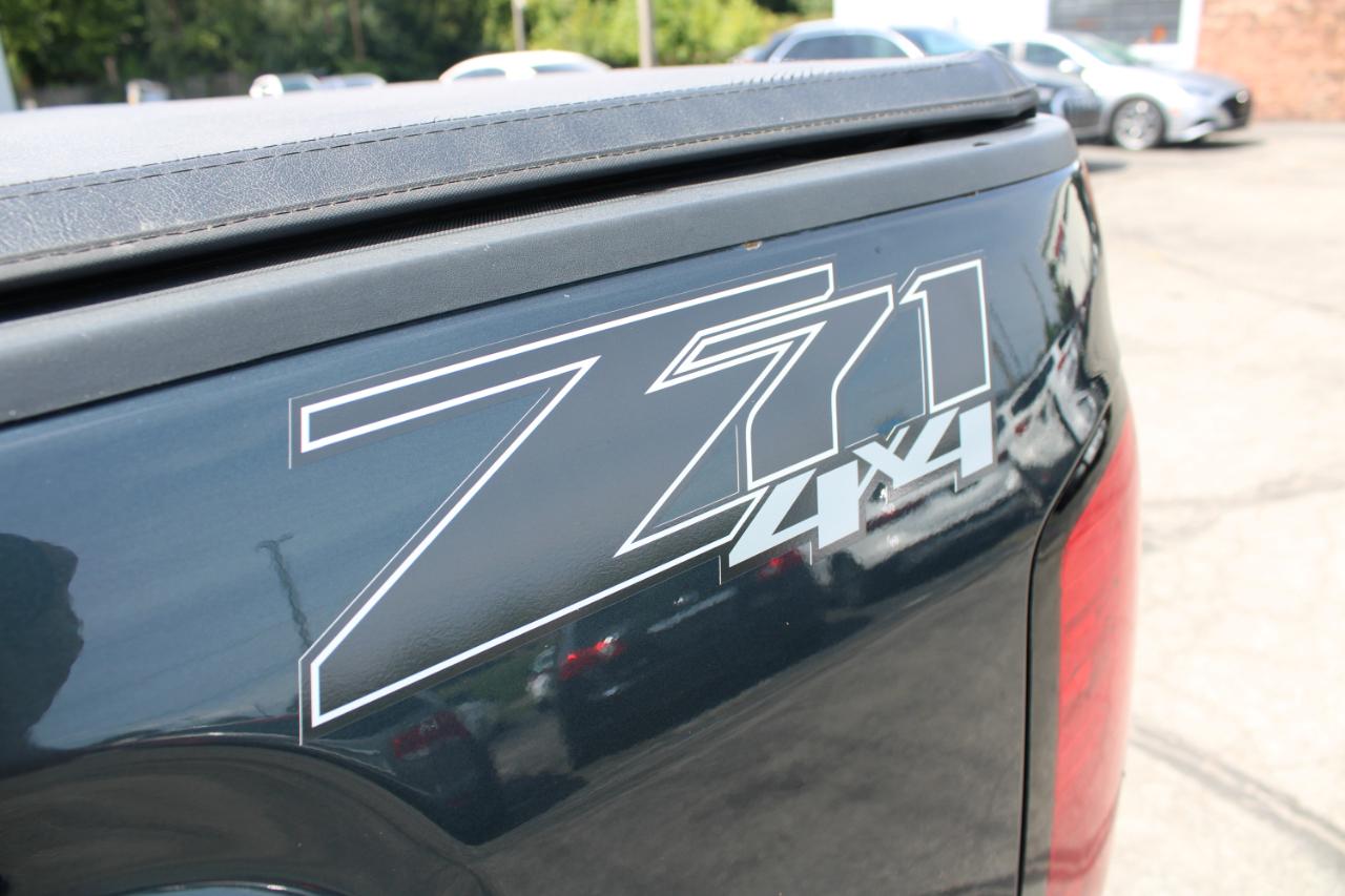 GMC Sierra 1500 4WD Crew Cab 143.5" SLT 2018