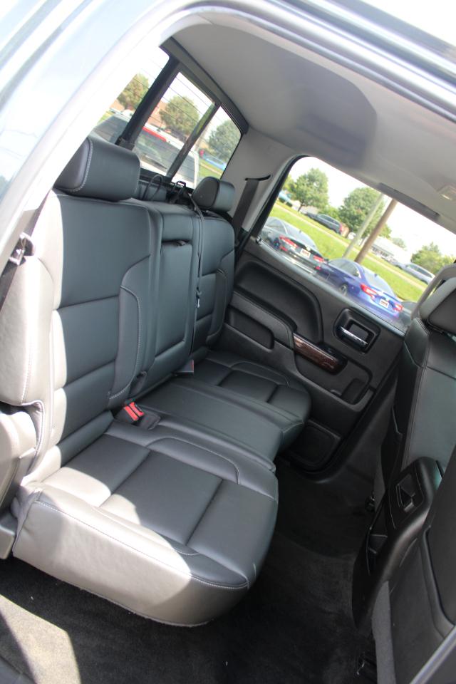 GMC Sierra 1500 4WD Crew Cab 143.5" SLT 2018