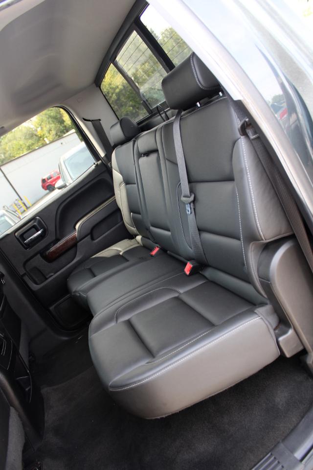 GMC Sierra 1500 4WD Crew Cab 143.5" SLT 2018