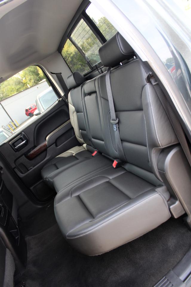 GMC Sierra 1500 4WD Crew Cab 143.5" SLT 2018