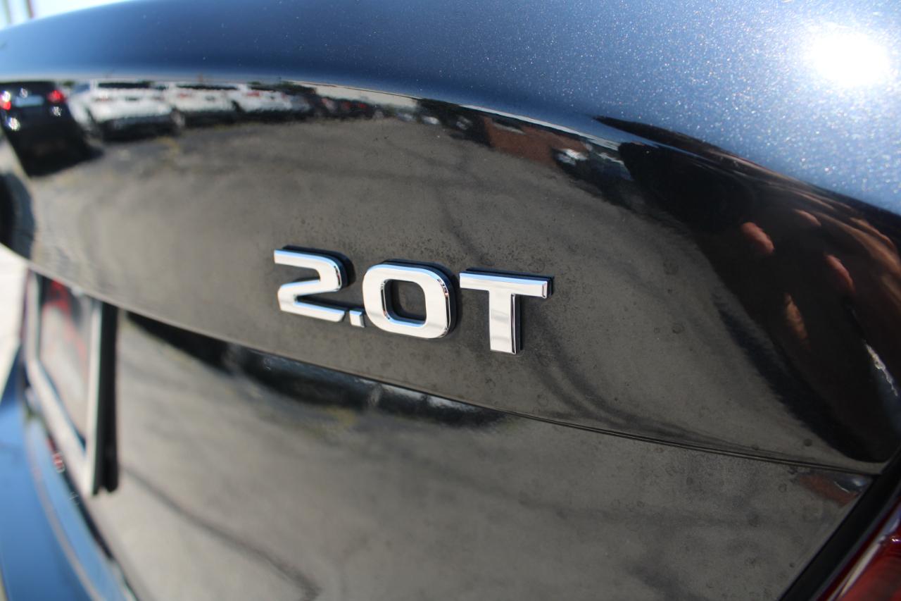 Genesis G70 2.0T Advanced RWD 2019