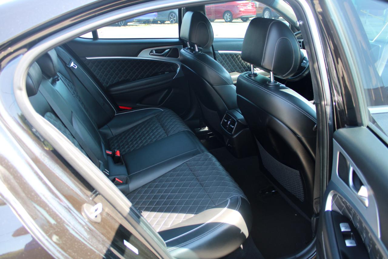 Genesis G70 2.0T Advanced RWD 2019