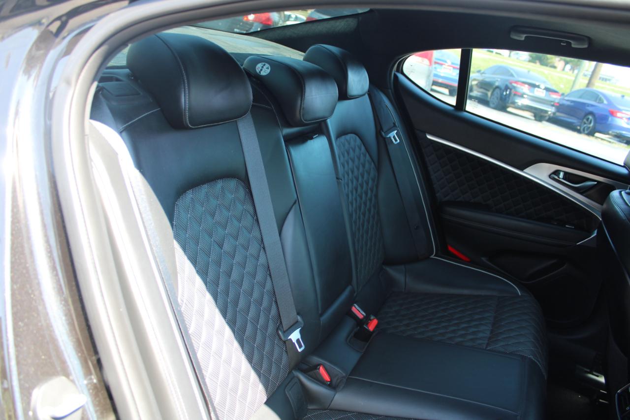 Genesis G70 2.0T Advanced RWD 2019