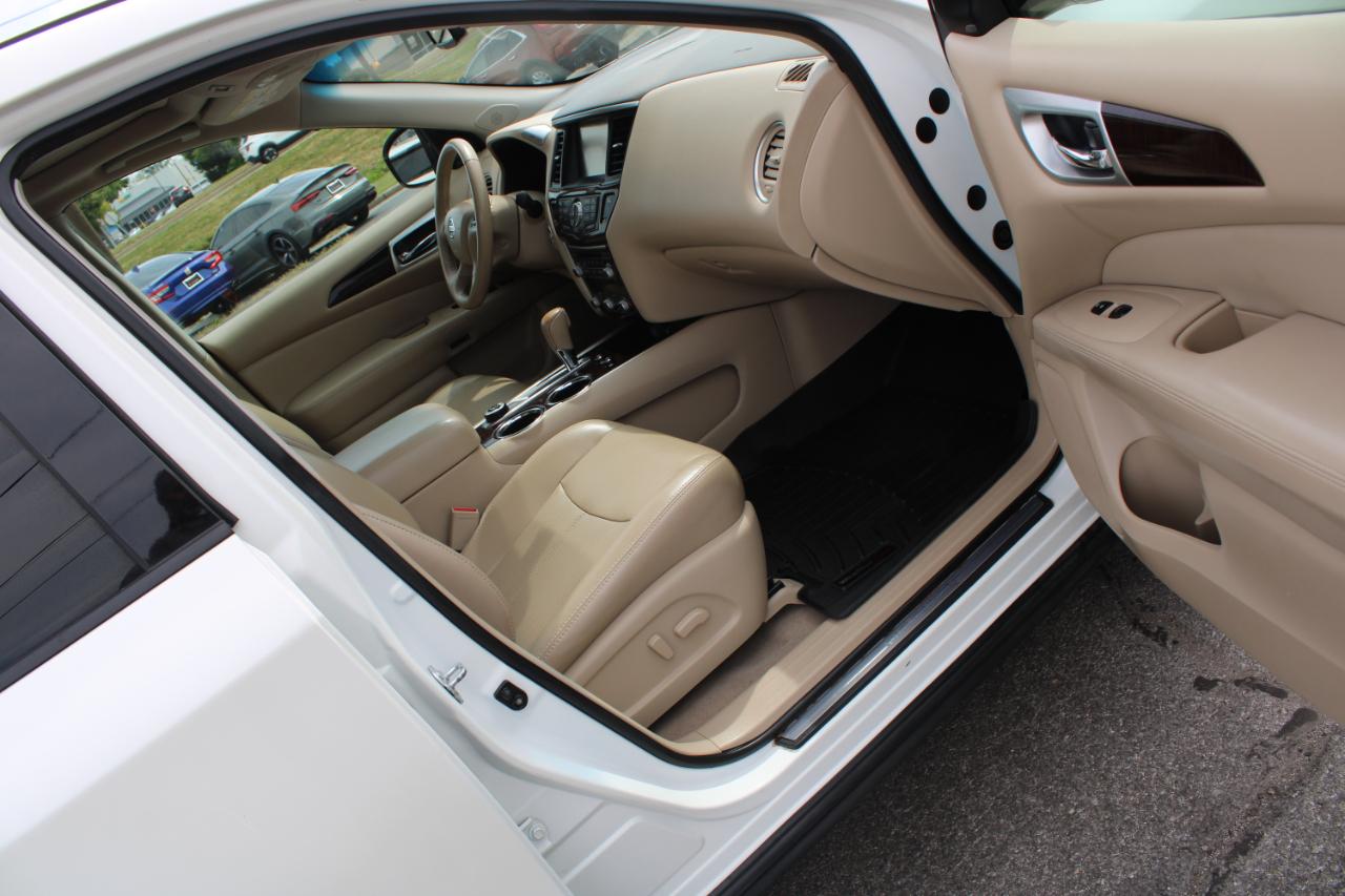 Nissan Pathfinder 4WD 4dr Platinum 2015