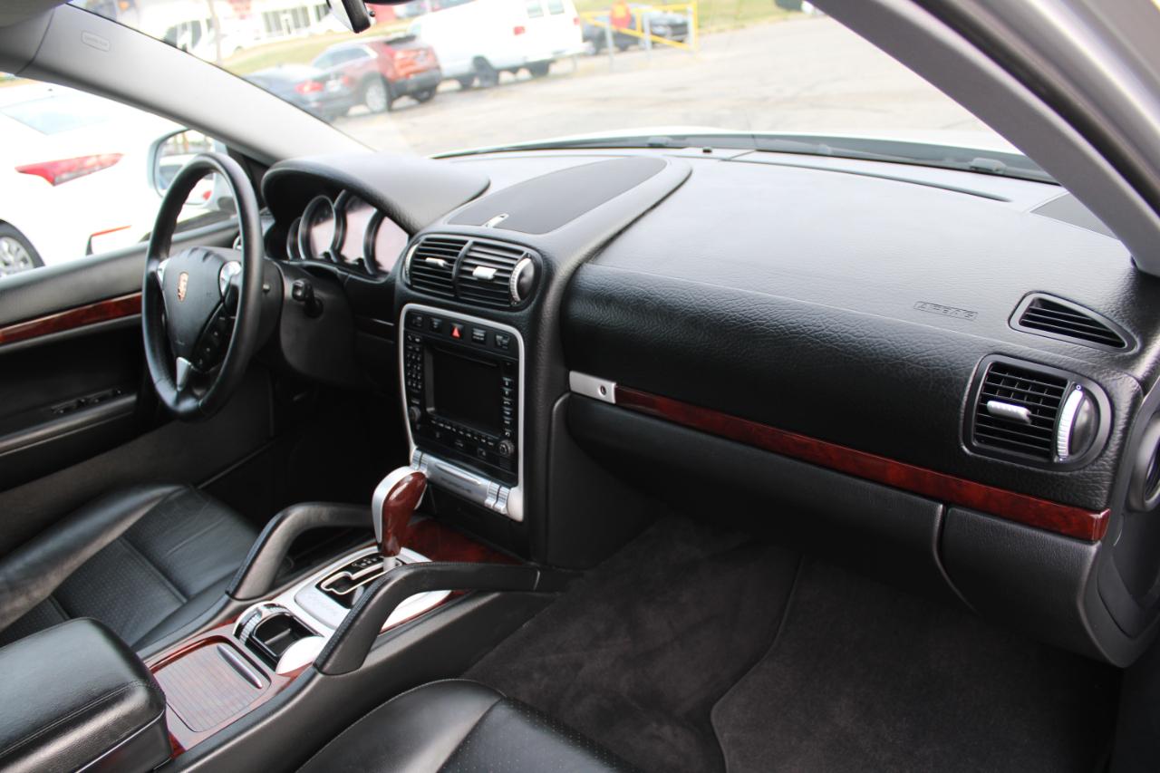 Porsche Cayenne 4dr S Tiptronic 2006
