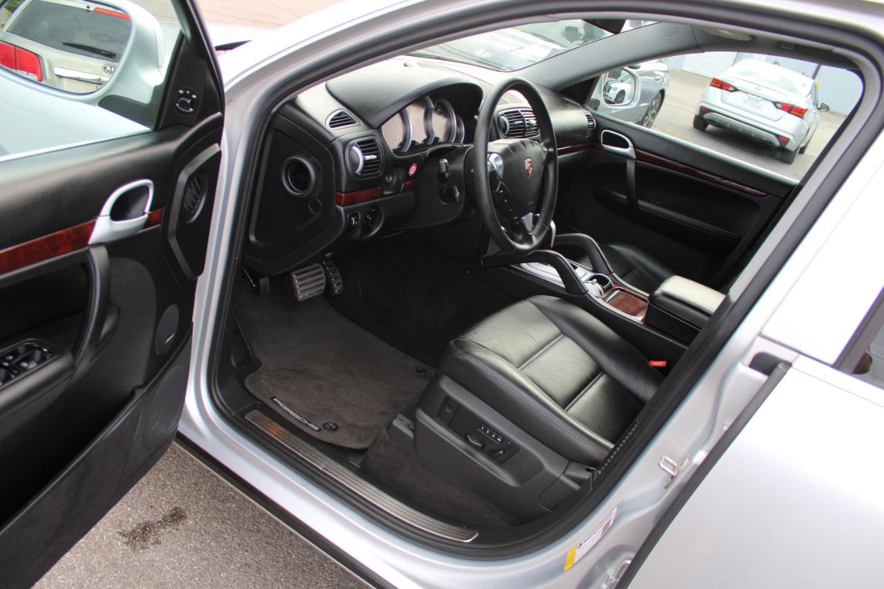 Porsche Cayenne 4dr S Tiptronic 2006